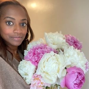 Meet your Posher, Nadia